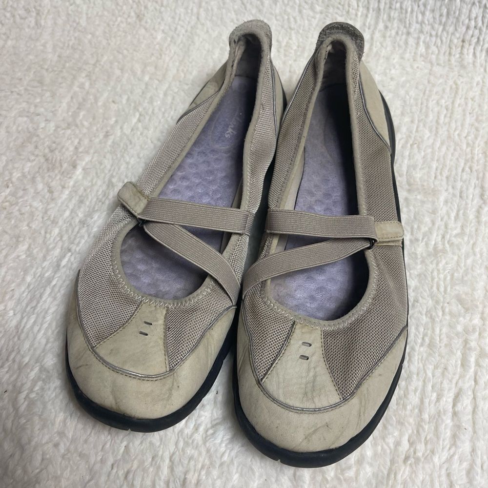 Clarks Privo leather beige &mesh fabric Mary Jane Flats SZ9.5M